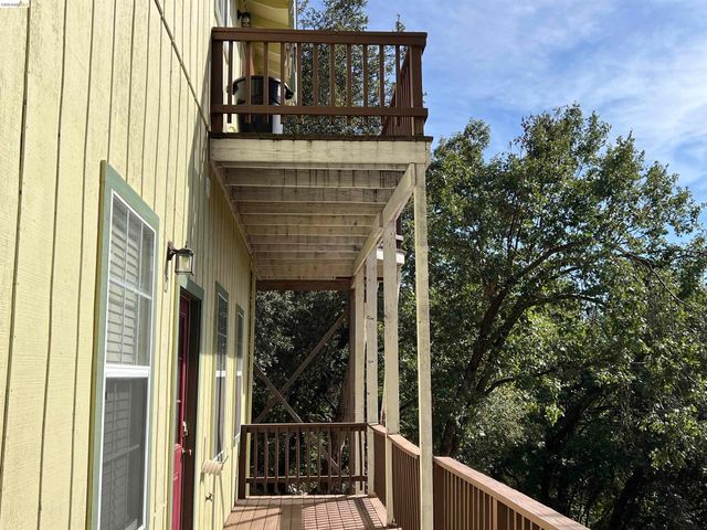 20384 Canyonview Dr, Tuolumne, CA 95479