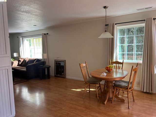 20384 Canyonview Dr, Tuolumne, CA 95479