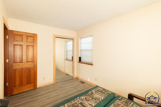 4032 SW 34th ST, Topeka, KS 66614