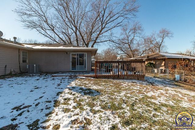4032 SW 34th ST, Topeka, KS 66614
