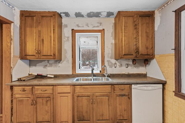 2315 Kirkwood Lane N, Plymouth, MN 55441