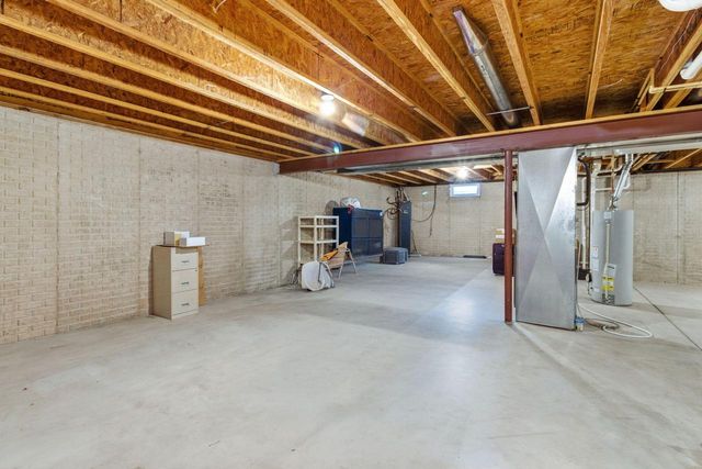 N96W14211 Knollcrest CIRCLE, Germantown, WI 53022