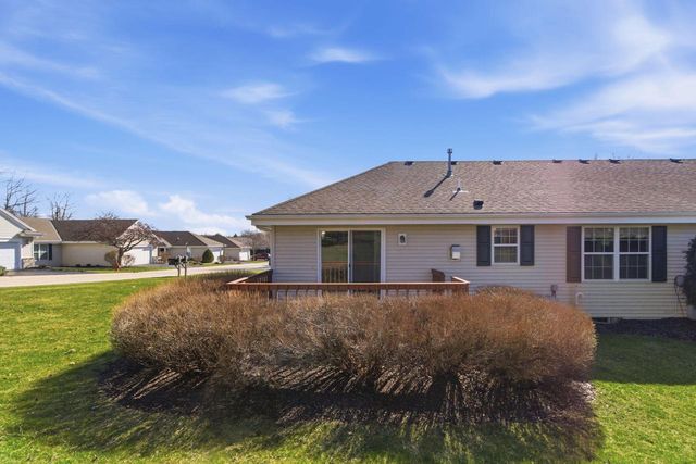 N96W14211 Knollcrest CIRCLE, Germantown, WI 53022