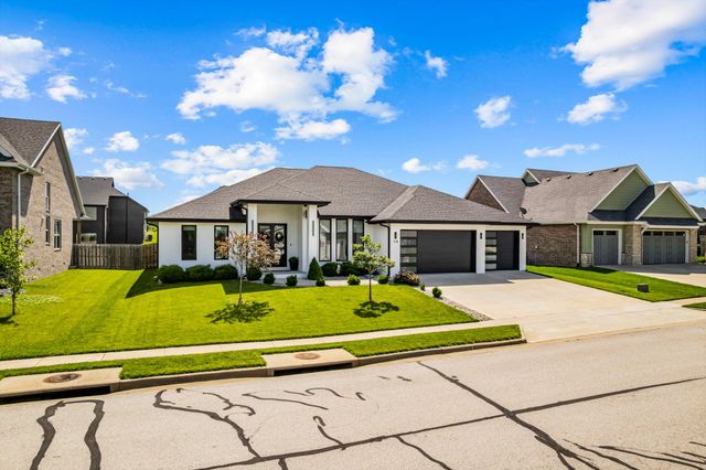518 N Dublin Drive, Nixa, MO 65714