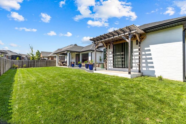518 N Dublin Drive, Nixa, MO 65714