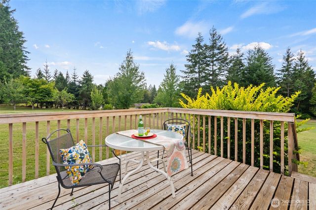1303 E Alta Drive, Belfair, WA 98528