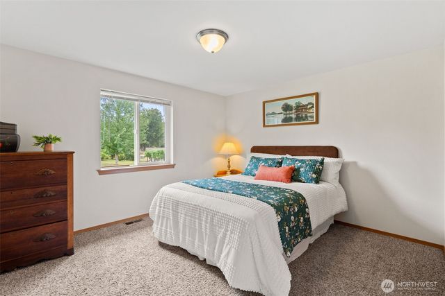 1303 E Alta Drive, Belfair, WA 98528
