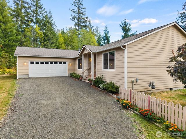 1303 E Alta Drive, Belfair, WA 98528