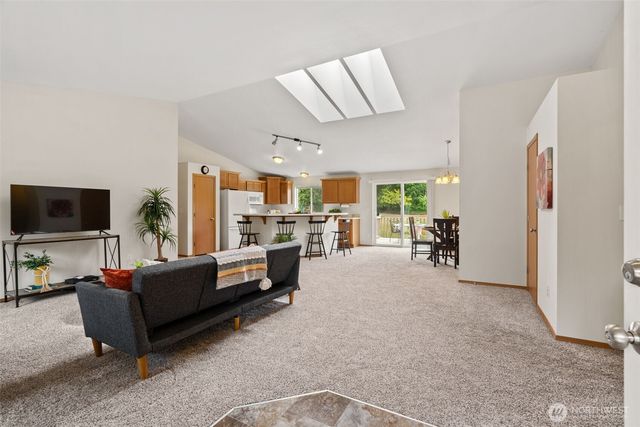 1303 E Alta Drive, Belfair, WA 98528