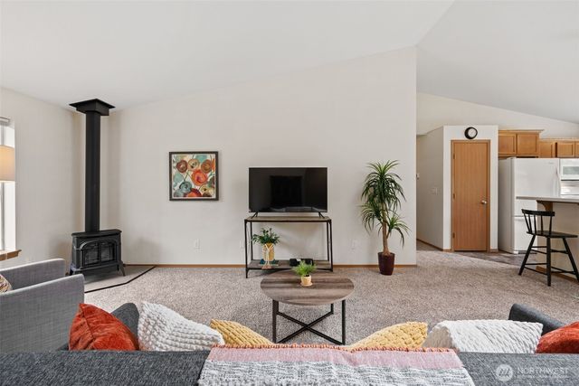 1303 E Alta Drive, Belfair, WA 98528