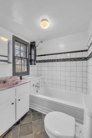 1207 Shelton Ave, Nashville, TN 37216