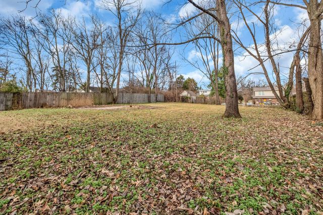 1207 Shelton Ave, Nashville, TN 37216