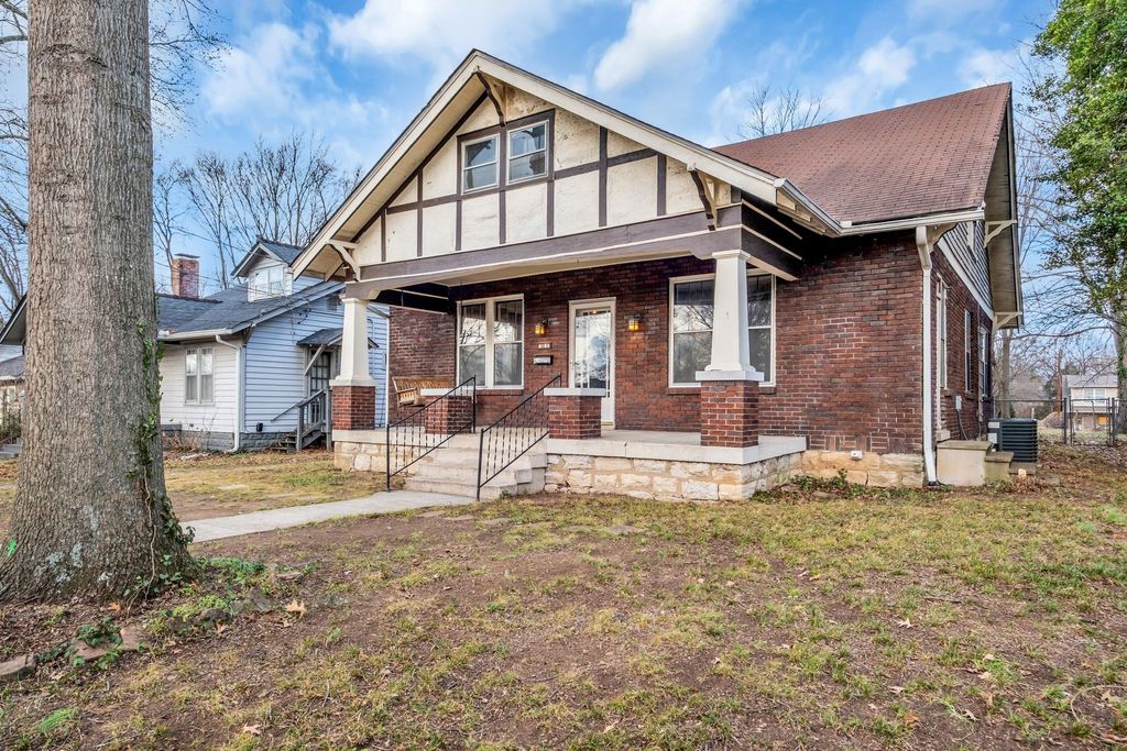 1207 Shelton Ave, Nashville, TN 37216