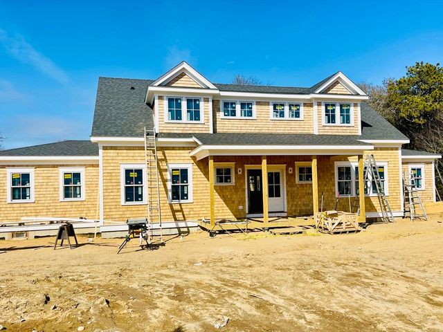 7 Martha's Way, Edgartown, MA 02539