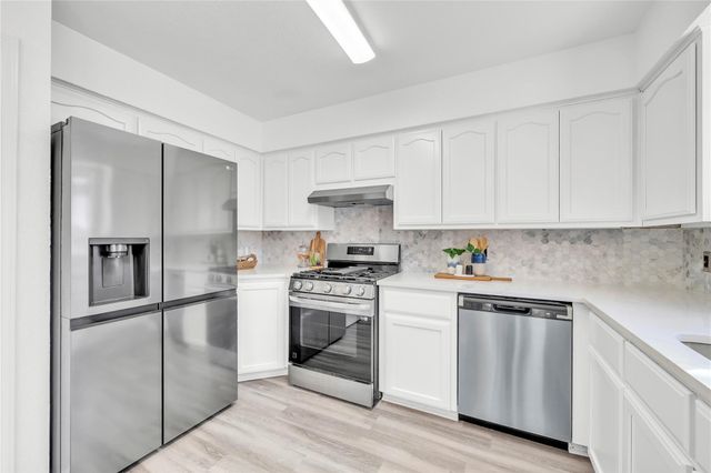 1800 Tamra CT, Round Rock, TX 78681