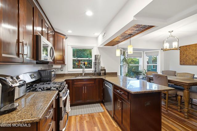 4 Andiron Court, Howell, NJ 07731