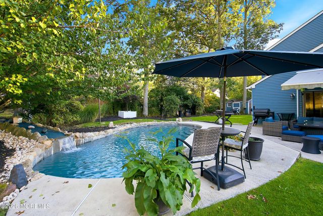 4 Andiron Court, Howell, NJ 07731
