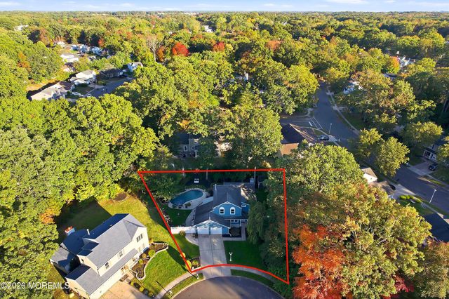 4 Andiron Court, Howell, NJ 07731
