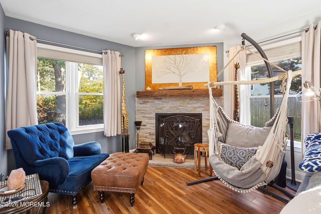 4 Andiron Court, Howell, NJ 07731
