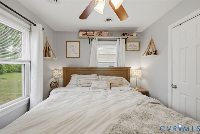 23 Huntsman Rd, Sandston, VA 23150