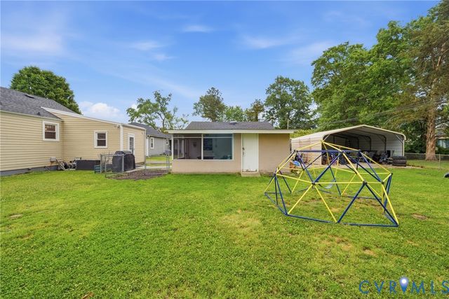 23 Huntsman Rd, Sandston, VA 23150