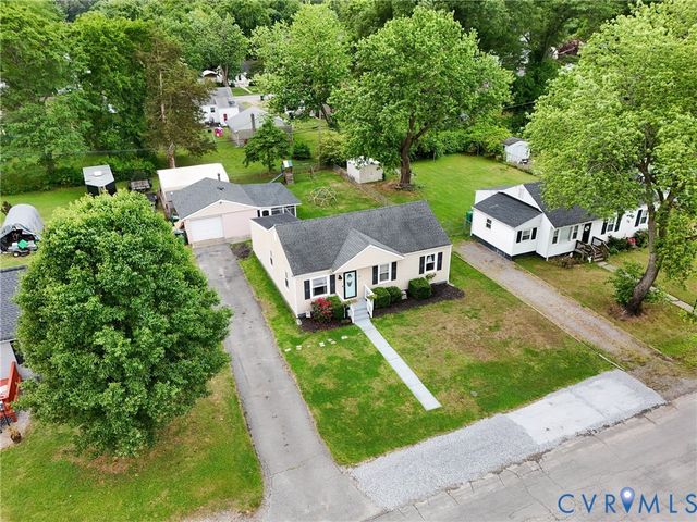 23 Huntsman Rd, Sandston, VA 23150