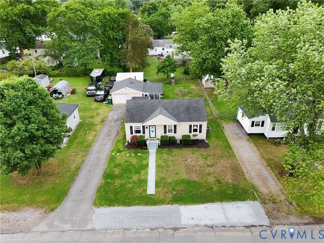 23 Huntsman Rd, Sandston, VA 23150