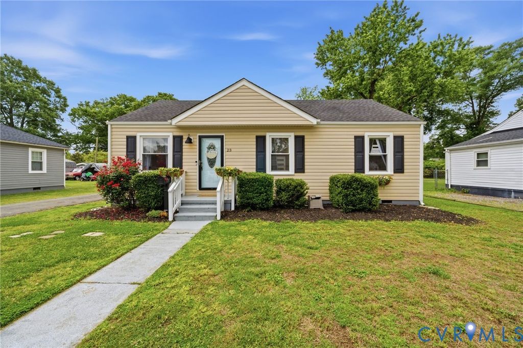 23 Huntsman Rd, Sandston, VA 23150