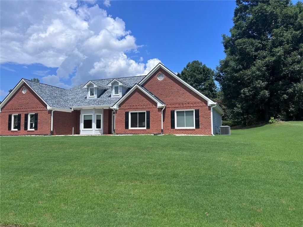 2145 Wynfield Point Drive, Buford, GA 30519