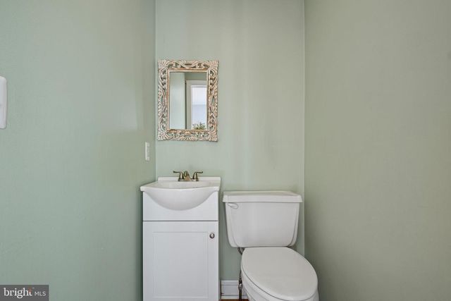 1811 SYCAMORE ST, Wilmington, DE 19805