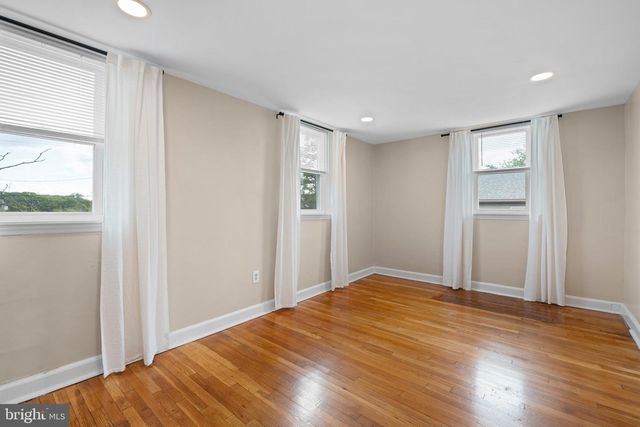 1811 SYCAMORE ST, Wilmington, DE 19805