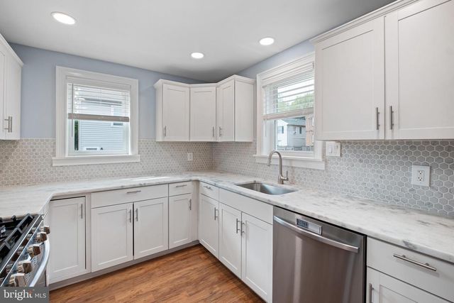 1811 SYCAMORE ST, Wilmington, DE 19805