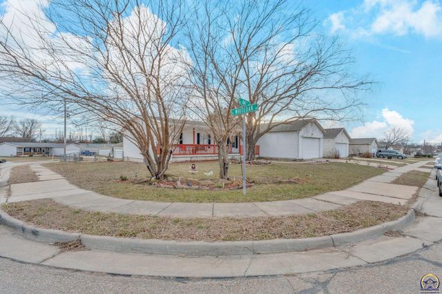 319 SE 44th Ter, Topeka, KS 66609