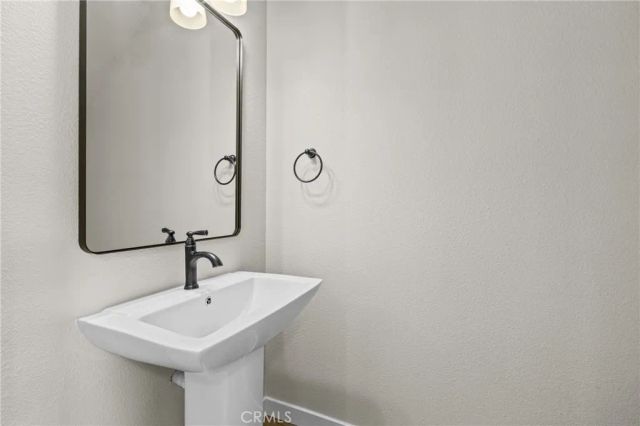 8389 Amapoa, Atascadero, CA 93422