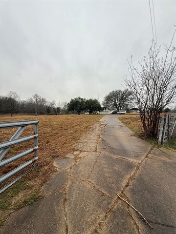 111 Private Road 7925, Edgewood, TX 75117