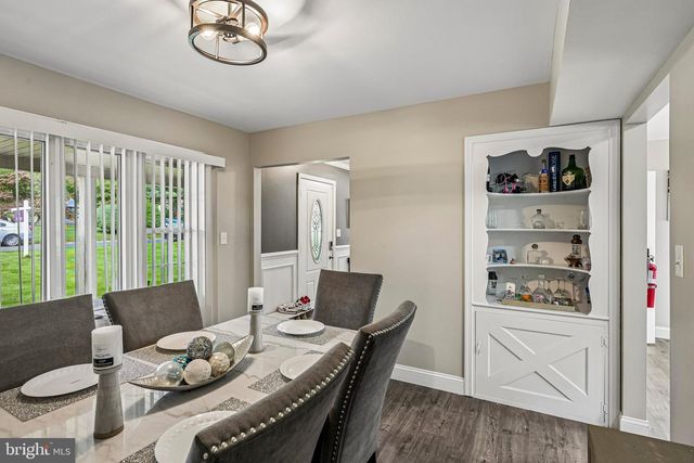 38 MANDOLIN LN, Willingborough, NJ 08046
