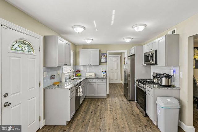 38 MANDOLIN LN, Willingborough, NJ 08046