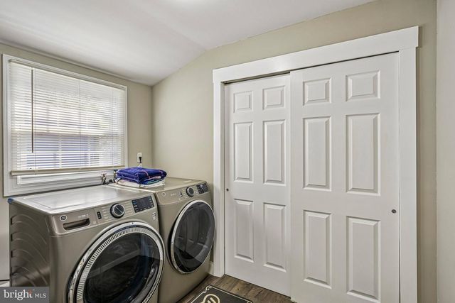 38 MANDOLIN LN, Willingborough, NJ 08046