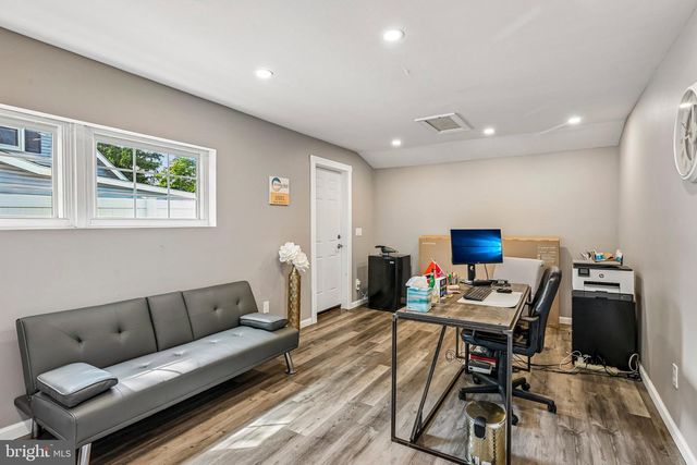 38 MANDOLIN LN, Willingborough, NJ 08046