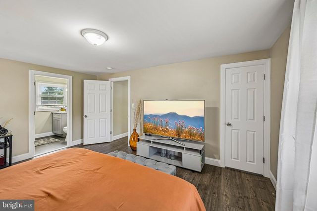 38 MANDOLIN LN, Willingborough, NJ 08046