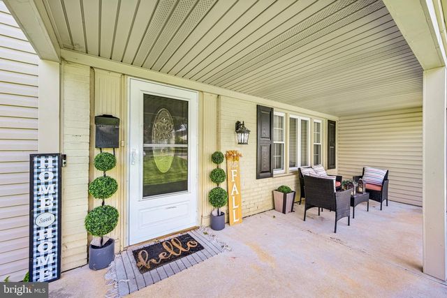 38 MANDOLIN LN, Willingborough, NJ 08046
