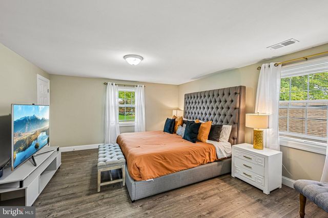 38 MANDOLIN LN, Willingborough, NJ 08046