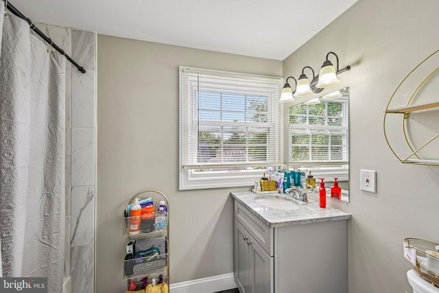 38 MANDOLIN LN, Willingborough, NJ 08046