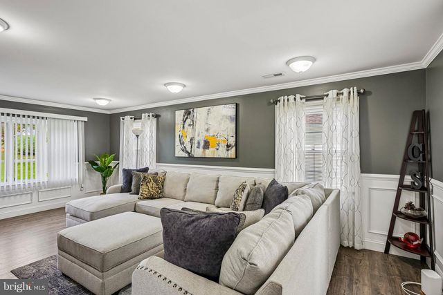 38 MANDOLIN LN, Willingborough, NJ 08046