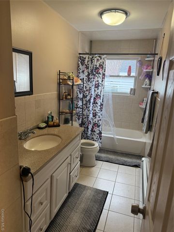 2 1st Street, Coram, NY 11727