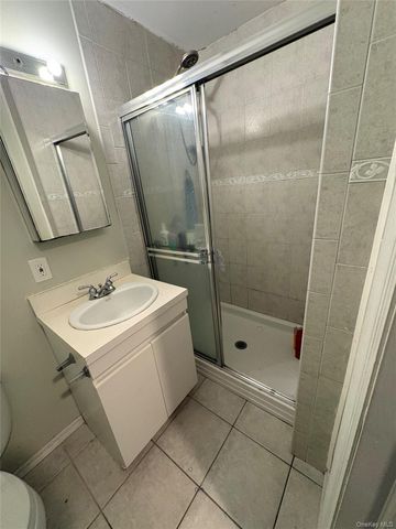 2 1st Street, Coram, NY 11727