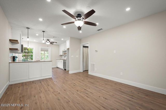 5112 SHARON Terrace, Jacksonville, FL 32207