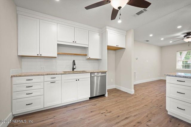 5112 SHARON Terrace, Jacksonville, FL 32207