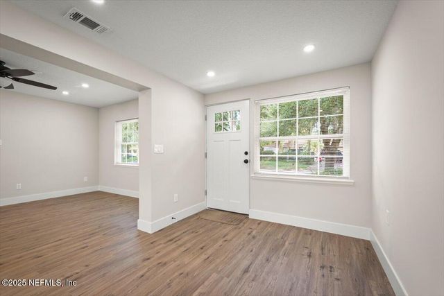 5112 SHARON Terrace, Jacksonville, FL 32207