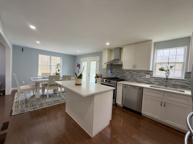 184 Whitehall Way, Barnstable, MA 02601
